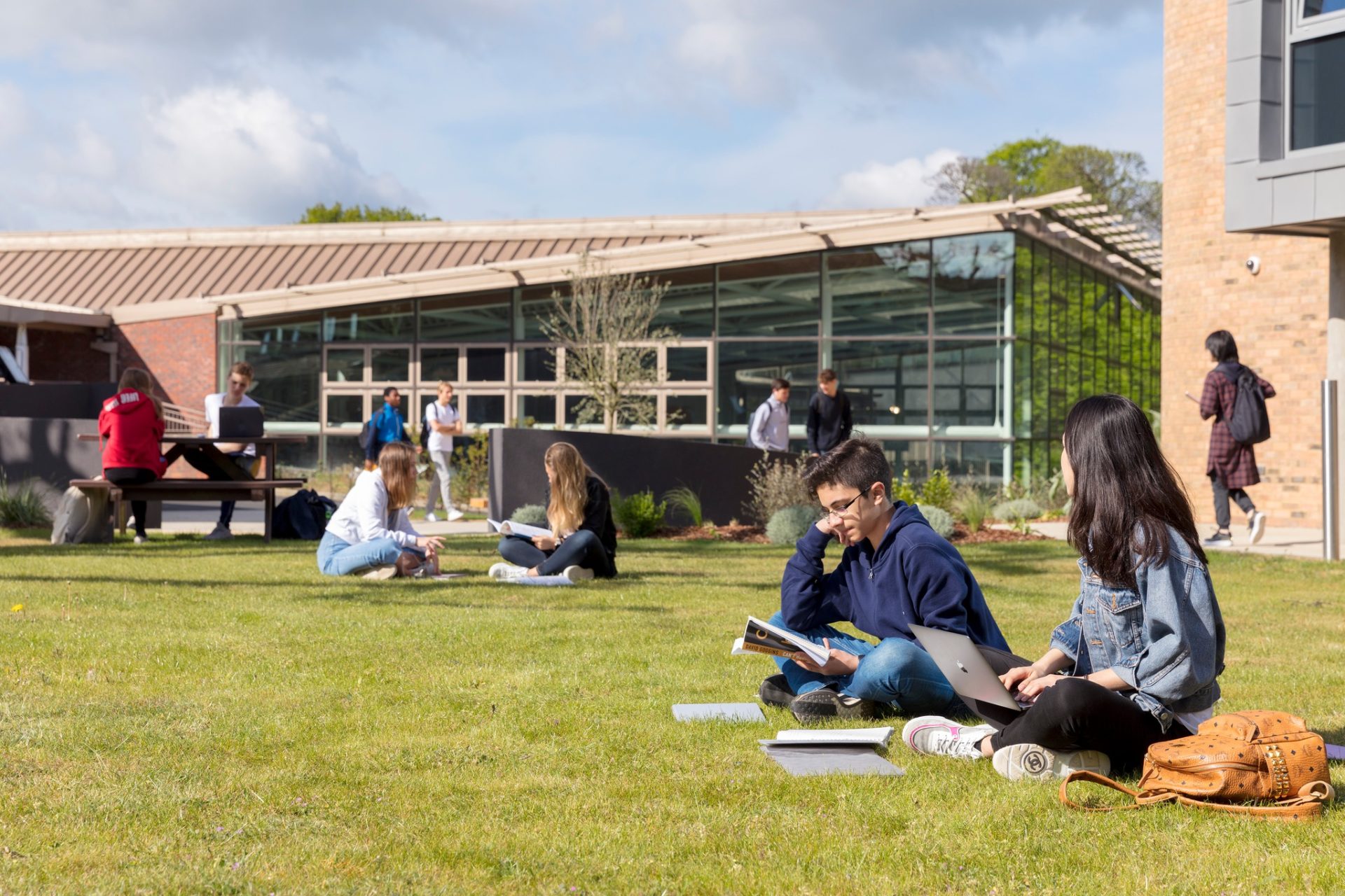 ACS International Schools