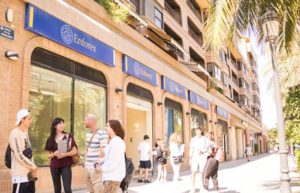 учи език в Испания